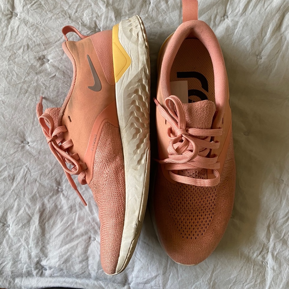 Nike Oddyssey react